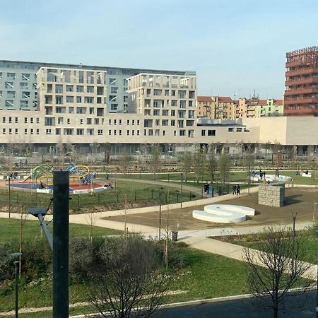 מילאנו Confortevole Bilocale In Largo Marinai D'Italia מראה חיצוני תמונה